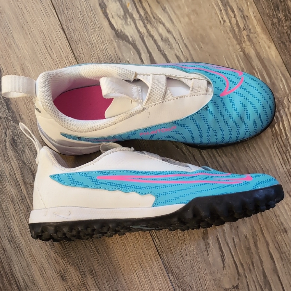 Nike White and Blue Sneakers with Pink Swoosh
